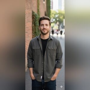 Red Head Brand Co. Classic Denim Button-Down Shirt Size Large (EUC)